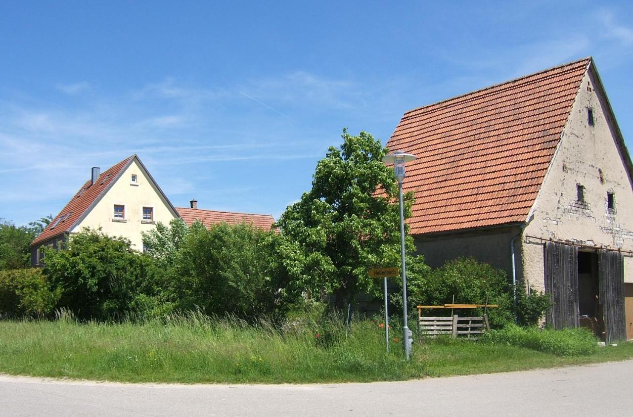 Ferienwohnung Mit Charme Und Blick Auf Dinkelsbuehl Exterior photo